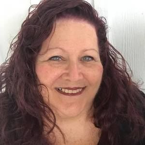 Meet your Posher, Becky